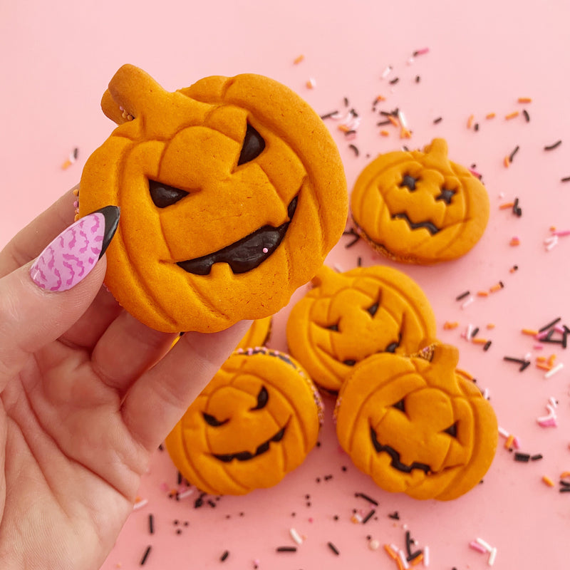 JACK-O-LANTERN SANDWICH COOKIES